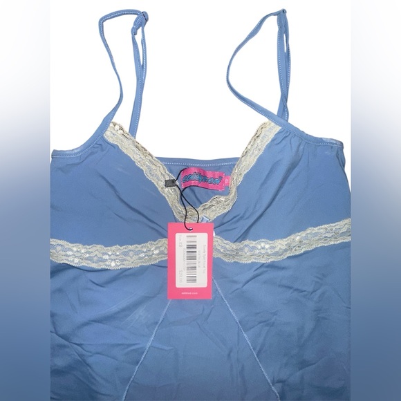 Edikted Sorely lace trim split front camisole in blue. Size XS. NWT - Picture 4 of 7